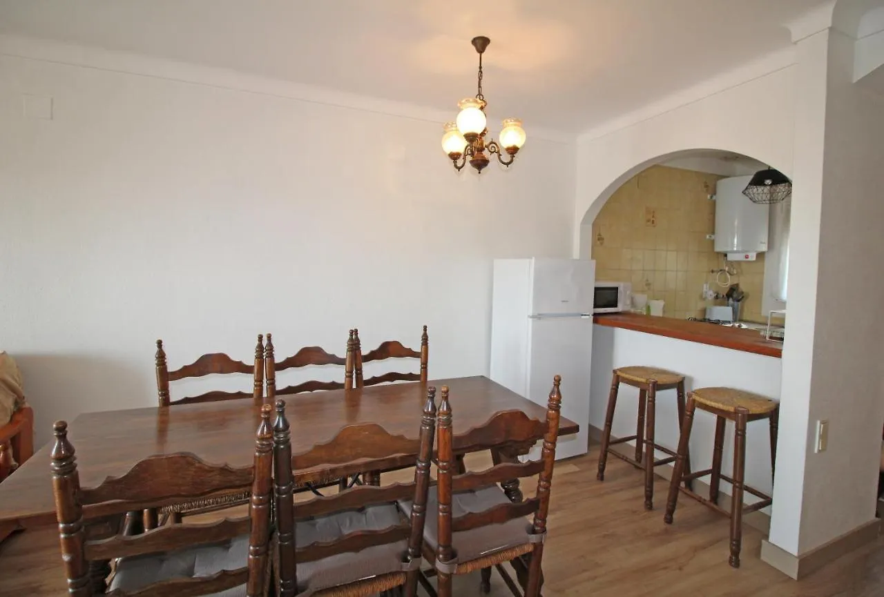Basic Comfort Apartment Port Segre 0169 Эмпуриабрава